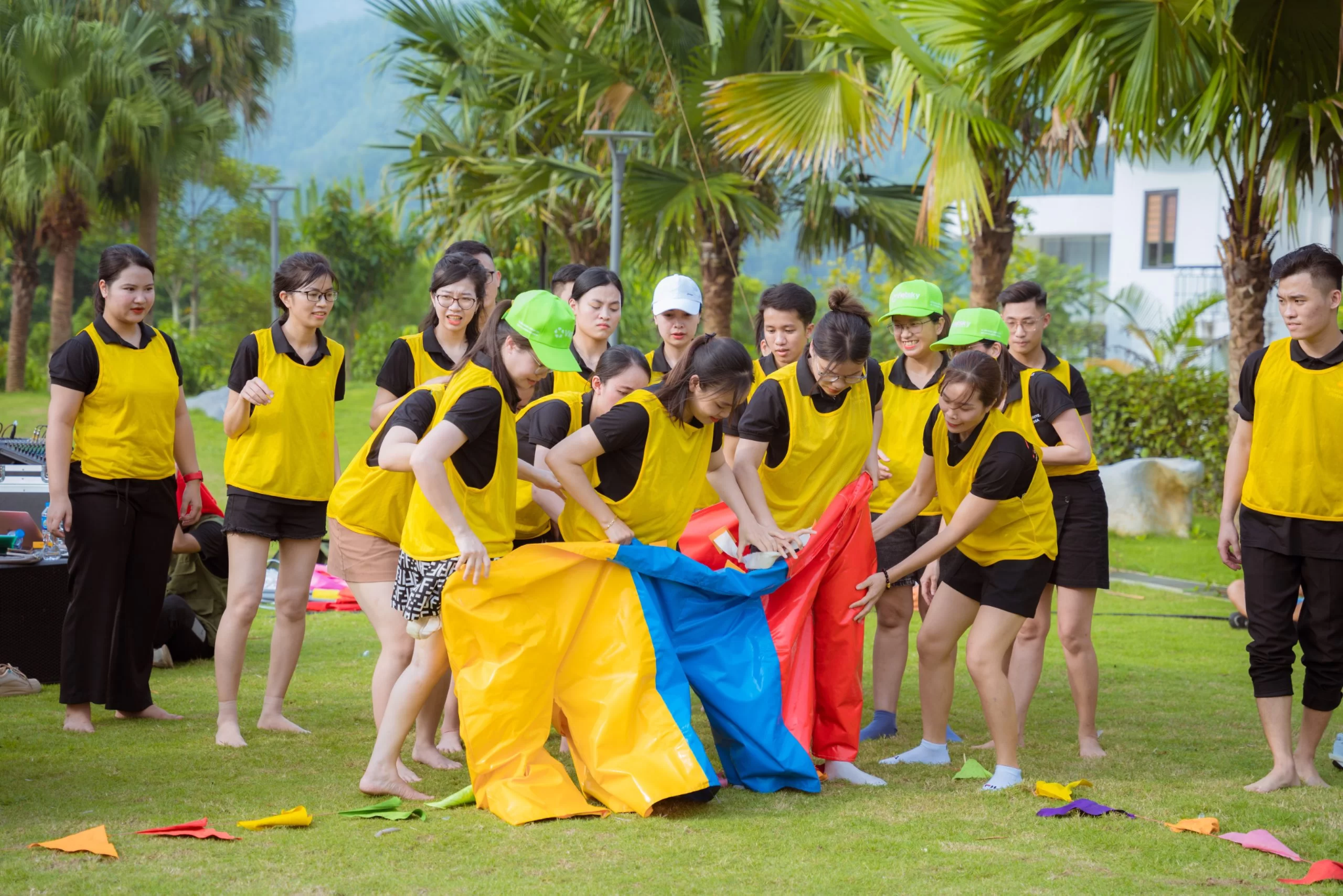 team building thúc đẩy đoàn kết